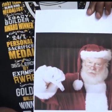 U.S Racists Call for the Removal of black Santa Claus